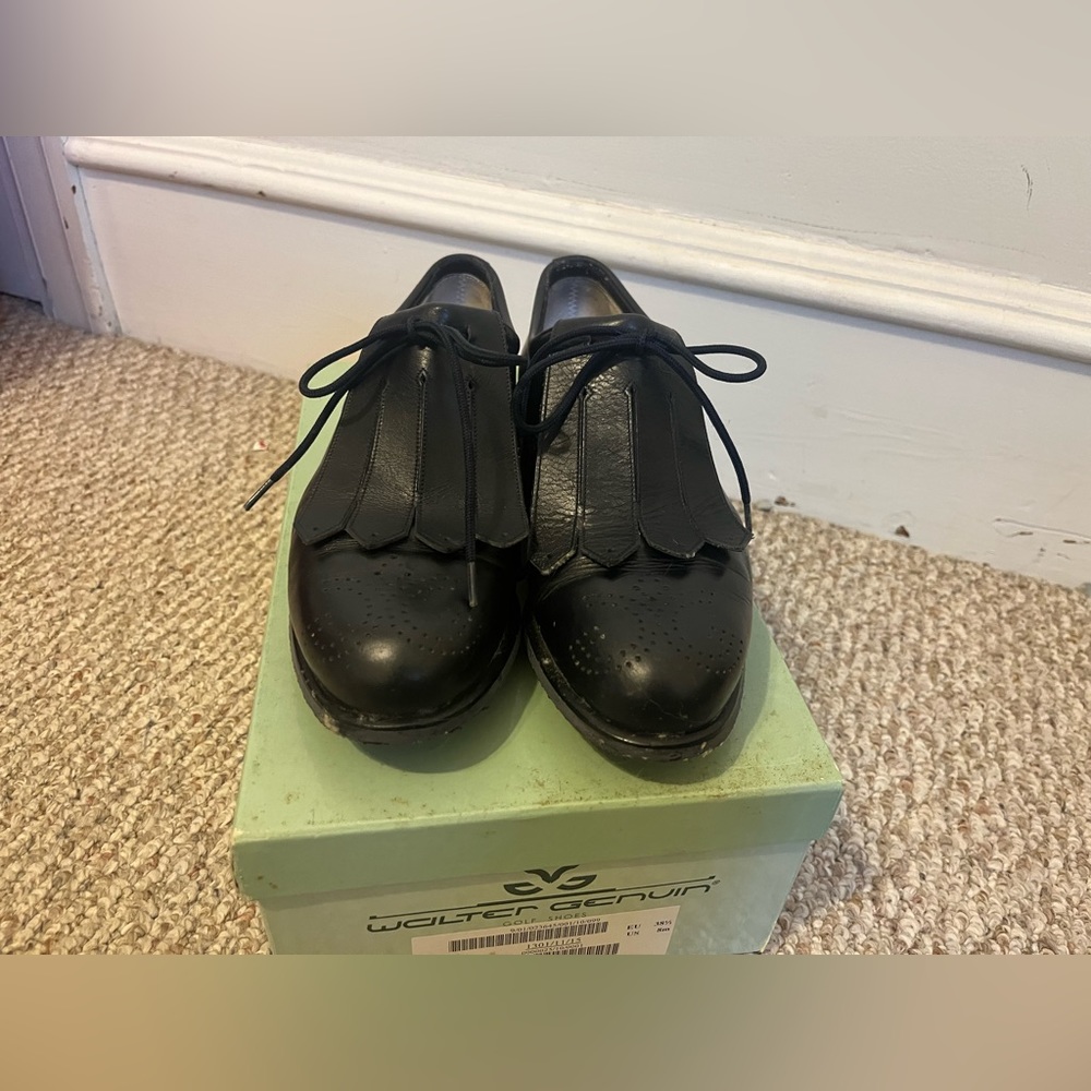Walter Genuin ladies golf shoes